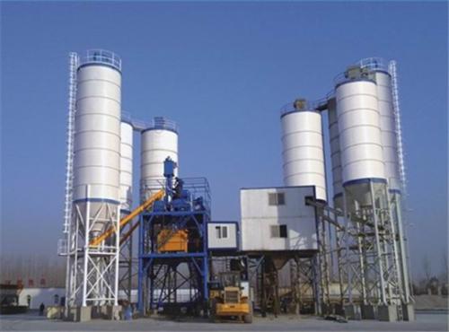 关于重庆大中型�؜凝土搅拌站组成结构及(qi��ng)应用范围介绍